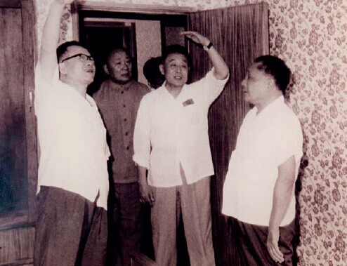 建材30周年专题图片列表页