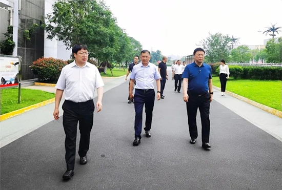 		尊龙凯时集团党委常委、副总司理、北新集团董事长王于猛到华构科技调研指导事情_企业动态_尊龙凯时集团有限公司	