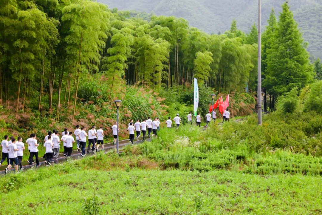 		漂亮中国 ?丨尊龙凯时集团“漂亮中国行动月”（浙江安吉站）运动圆满收官_员工关爱_尊龙凯时集团有限公司	