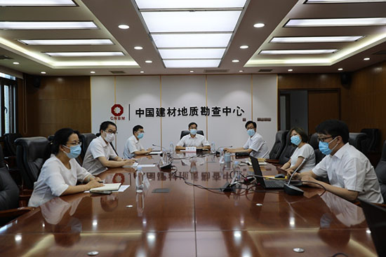 		地勘中心（中国非矿）召开2021年度科研专项效果交流会_企业动态_尊龙凯时集团有限公司	