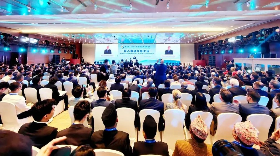 		常张利受邀加入“一带一起”国际相助岑岭论坛民心相通专题论坛，，，，巨石埃及情景剧精彩上演_责任动态_尊龙凯时集团有限公司	
