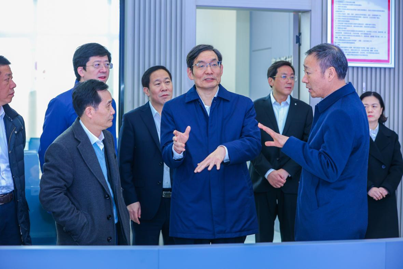 		周育先到湖南开展调研 | 深入一线指导，，走访主要客户，，开展商务谈判_国际交流_尊龙凯时集团有限公司	