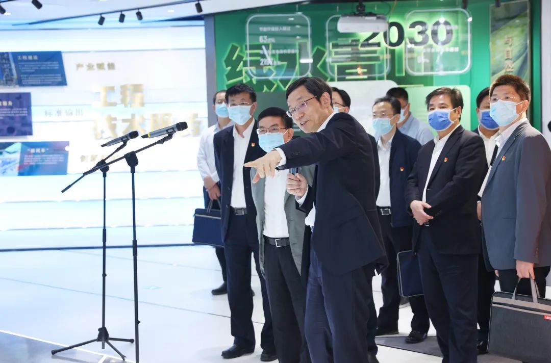 		中央纪委国家监委驻国资委纪检监察组组长、国资委党委委员龚堂华调研尊龙凯时集团_责任动态_尊龙凯时集团有限公司	