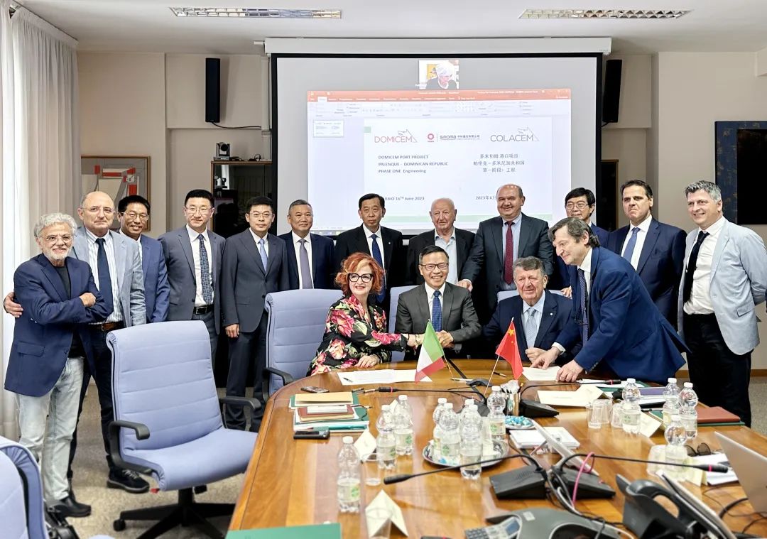 		李新华加入全球水泥与混凝土协会董事会及向导人聚会，，，，并造访意大利Colacem集团_责任撒播_尊龙凯时集团有限公司	