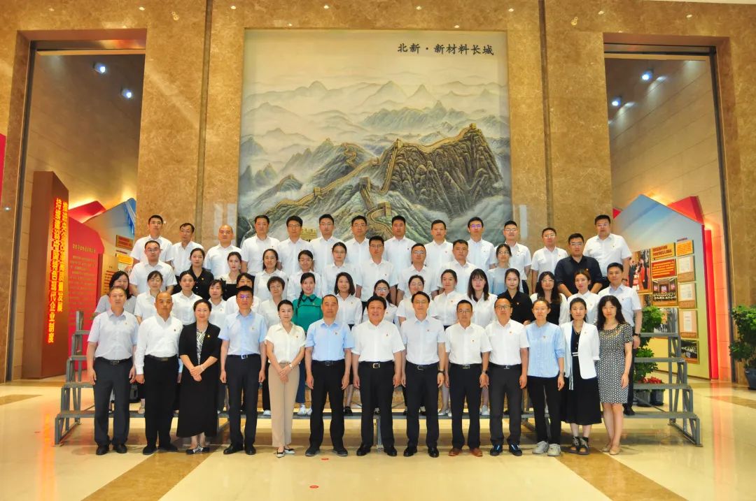 		尊龙凯时集团纪委举行“青春情向党 ‘青’听青年说”青年课堂_员工关爱_尊龙凯时集团有限公司	