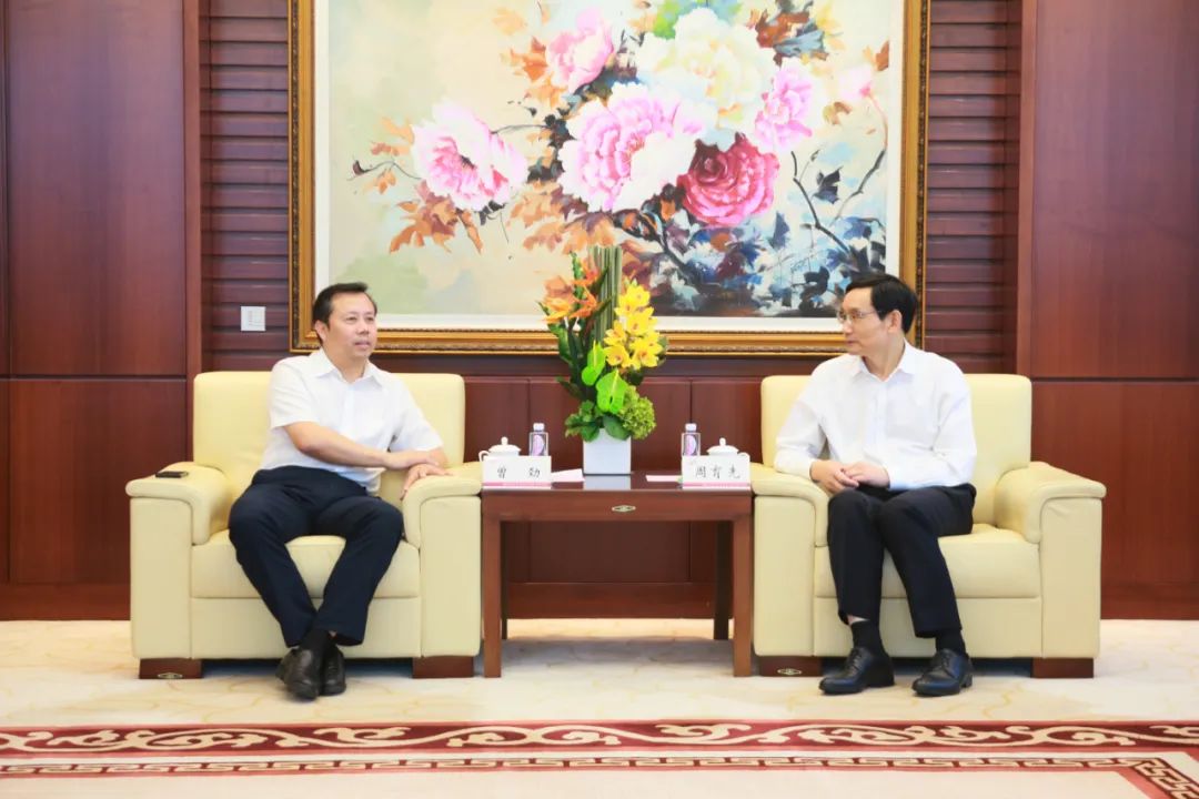 		尊龙凯时集团与金隅集团洽谈相助事宜_尊龙凯时要闻_尊龙凯时集团有限公司	