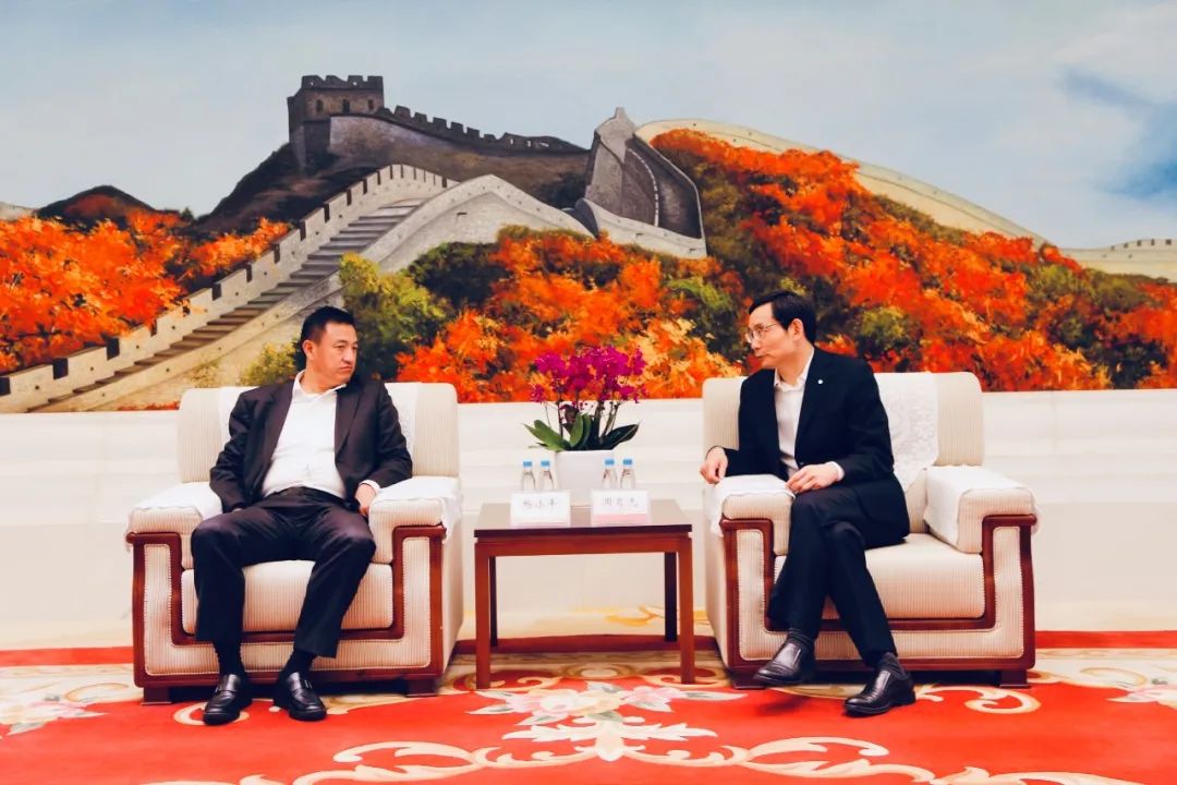 		周育先会见正大集团资深副董事长杨小平一行_尊龙凯时要闻_尊龙凯时集团有限公司	