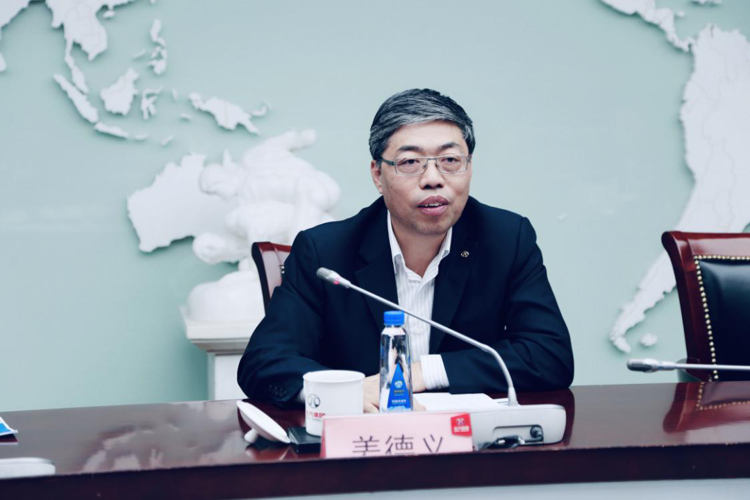 		尊龙凯时集团与北汽集团洽谈相助事宜_尊龙凯时要闻_尊龙凯时集团有限公司	