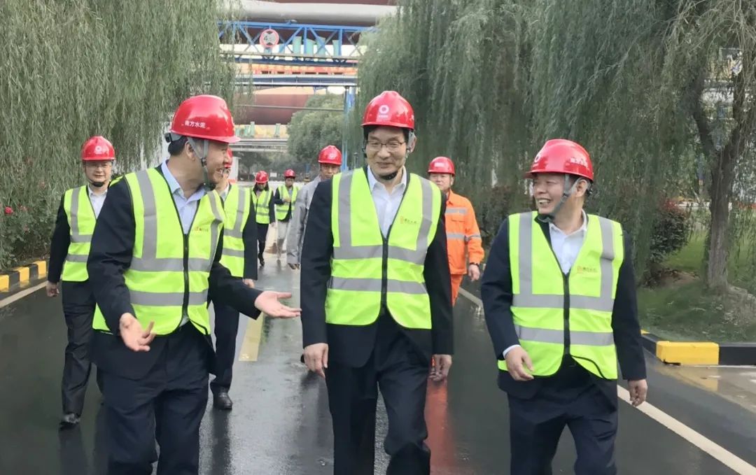 		周育先到上海和浙江部分企业调研指导事情_尊龙凯时要闻_尊龙凯时集团有限公司	