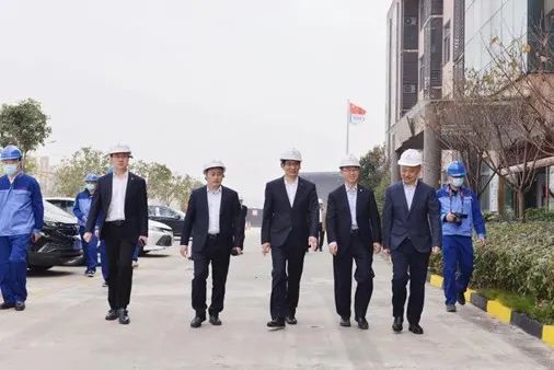 		周育先到四川部分企业调研指导事情_尊龙凯时要闻_尊龙凯时集团有限公司	