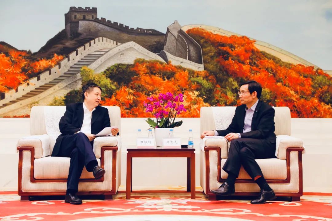 		周育先会见华电集团董事长温枢刚_尊龙凯时要闻_尊龙凯时集团有限公司	
