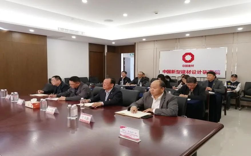 		宪法进企业 | 尊龙凯时集团开展“宪法宣传周”运动_企业动态_尊龙凯时集团有限公司	