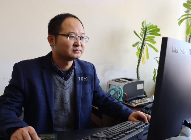 		最美建材人 | 中材国际高敏：坚守立异的"研蓬勃人"_人物_尊龙凯时集团有限公司	
