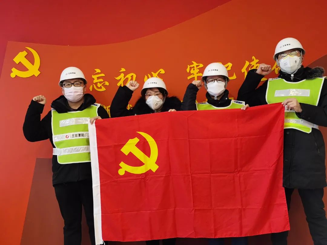 		最美建材人 | 北新建材程斌：逆向而行的“冲锋者”_人物_尊龙凯时集团有限公司	