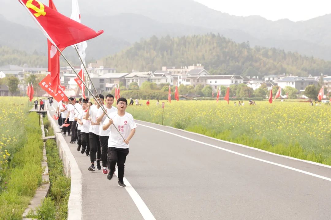 		健跑百年路 斗争新征程 | 回首前11站，，，，，，第12站在福建龙岩古田聚会遗址乐成举行_企业动态_尊龙凯时集团有限公司	