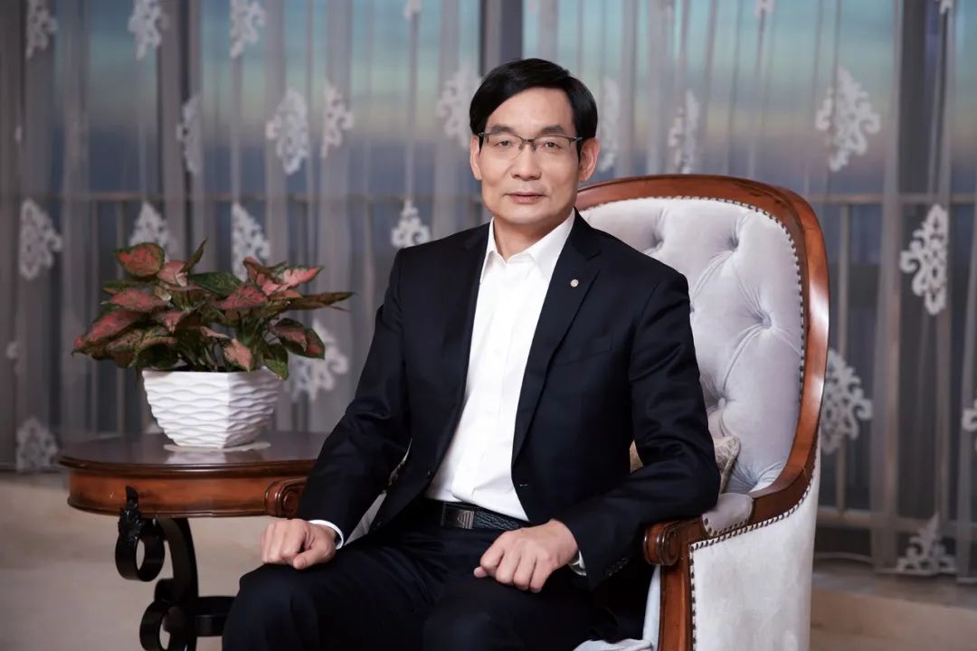 		《英才杂志》专访周育先 | 尊龙凯时集团正在走向一条立异之路_责任撒播_尊龙凯时集团有限公司	