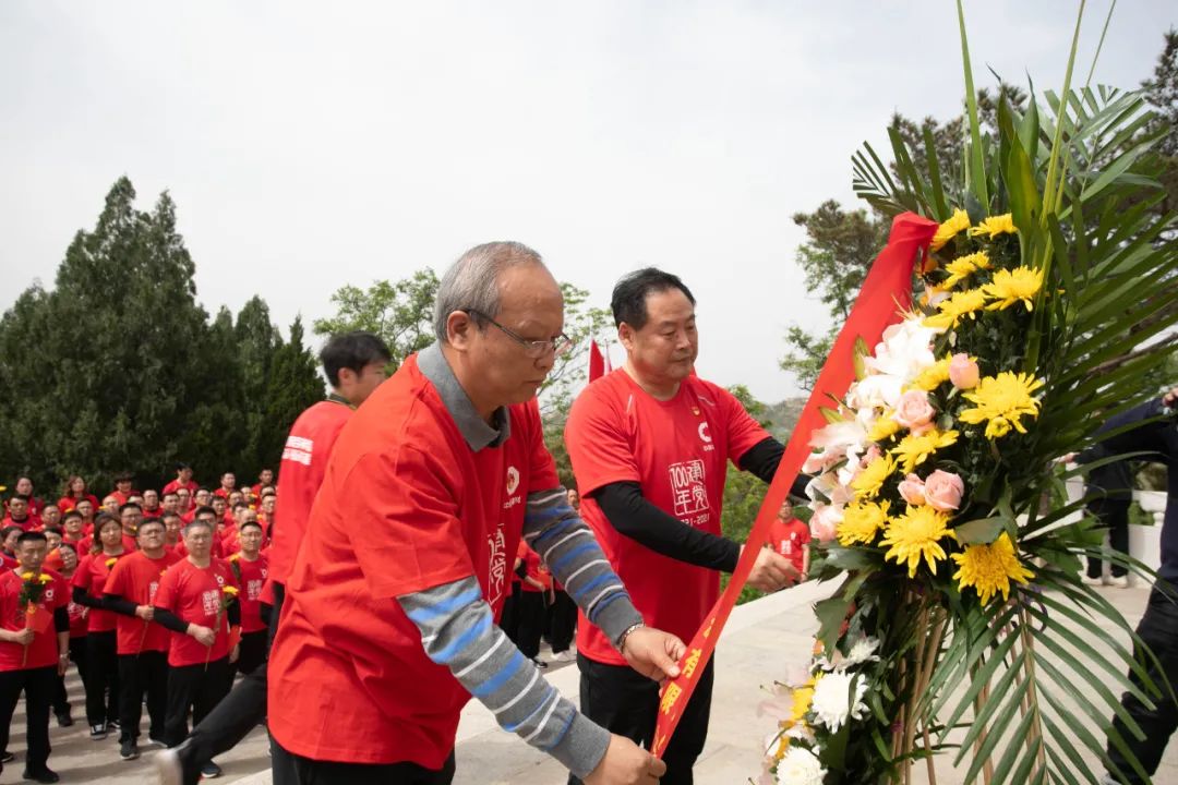 		第43站 | 尊龙凯时集团“健跑百年路 斗争新征程”（徂徕山抗日武装起义纪念碑）运动在山东泰愉逸成举行_企业动态_尊龙凯时集团有限公司	