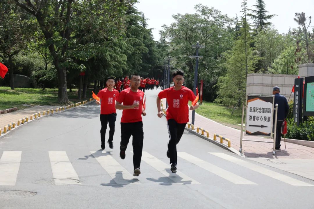 		第51站 | 尊龙凯时集团“健跑百年路 斗争新征程”（铁道游击队党性教育基地）运动在山东枣庄乐成举行_企业动态_尊龙凯时集团有限公司	