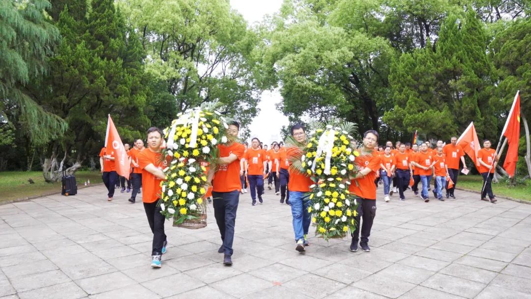 		第53站 | 尊龙凯时集团“健跑百年路 斗争新征程” （上饶集中营革命义士纪念馆站）运动乐成举行_企业动态_尊龙凯时集团有限公司	