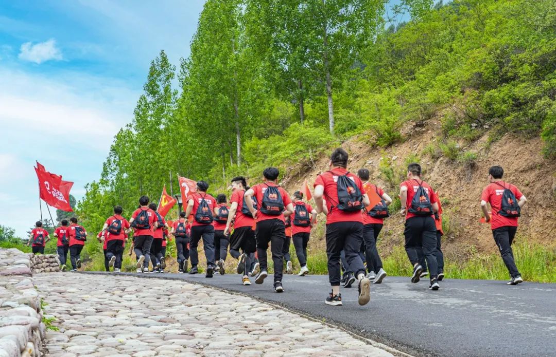 		第59站 | 尊龙凯时集团“健跑百年路 斗争新征程”（愚公移山精神发祥地站）运动在河南济源顺遂举行_企业动态_尊龙凯时集团有限公司	