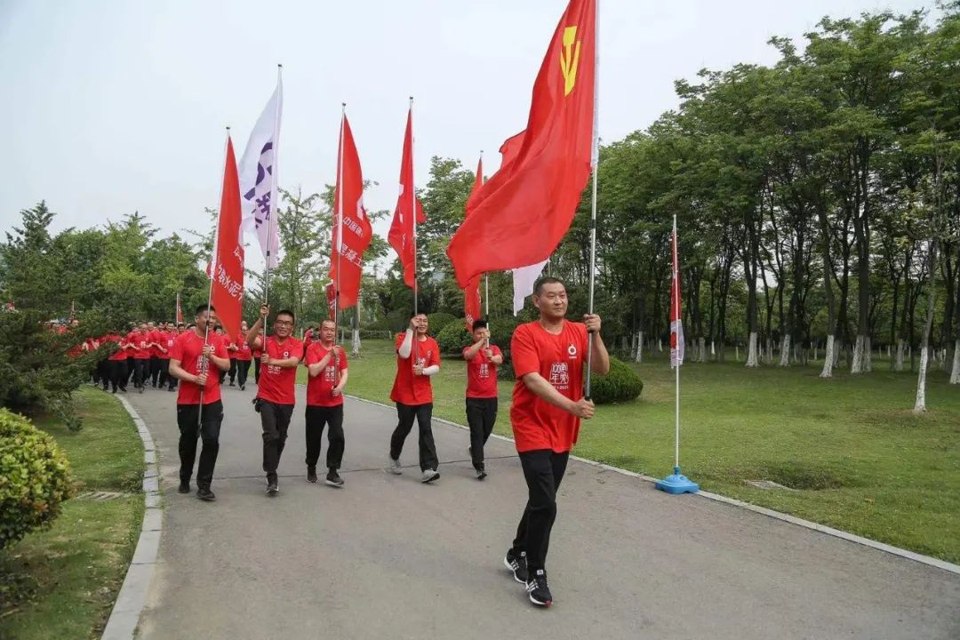 		第66站 | 尊龙凯时集团“健跑百年路 斗争新征程”（淮海战争义士纪念塔站）运动在江苏徐州乐成举行_企业动态_尊龙凯时集团有限公司	