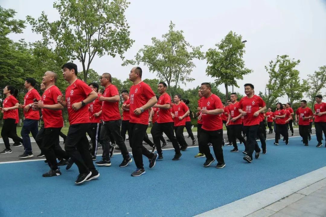 		第66站 | 尊龙凯时集团“健跑百年路 斗争新征程”（淮海战争义士纪念塔站）运动在江苏徐州乐成举行_企业动态_尊龙凯时集团有限公司	