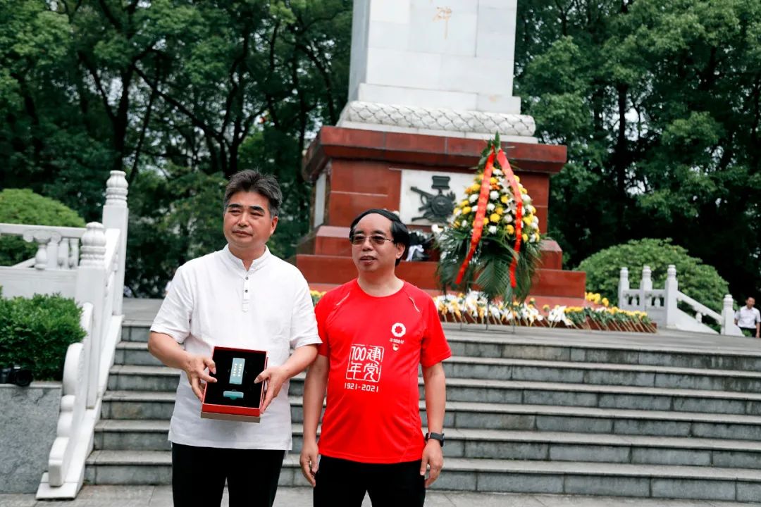 		第75站 | 尊龙凯时集团“健跑百年路 斗争新征程”（邱少云义士纪念馆站）运动在重庆顺遂举行_企业动态_尊龙凯时集团有限公司	