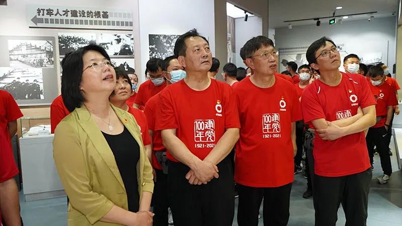 		第78站 | 尊龙凯时集团“健跑百年路 斗争新征程”（水师降生地纪念馆站）运动在江苏泰州乐成举行_企业动态_尊龙凯时集团有限公司	