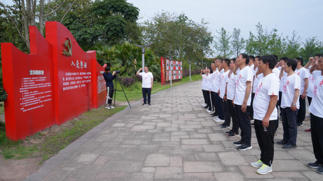 		第83站 | 尊龙凯时集团“健跑百年路 斗争新征程”（绥江县人民广场站）在云南省昭通市乐成举行_企业动态_尊龙凯时集团有限公司	