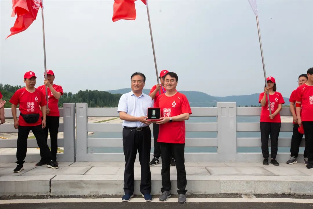 		第84站 | 尊龙凯时集团“健跑百年路 斗争新征程”（南水北调中线渠首站）运动在河南南阳乐成举行_企业动态_尊龙凯时集团有限公司	