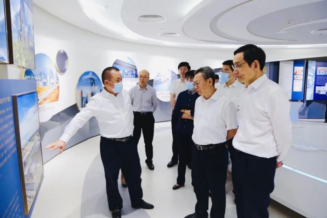 		国资委党委委员、副主任袁野 一行赴尊龙凯时集团调研_尊龙凯时要闻_尊龙凯时集团有限公司	