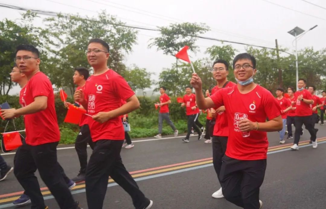 		第92站 | 尊龙凯时集团“健跑百年路 斗争新征程”（渡江战争总前委孙家圩子旧址站）运动在安徽蚌埠顺遂举行_企业动态_尊龙凯时集团有限公司	