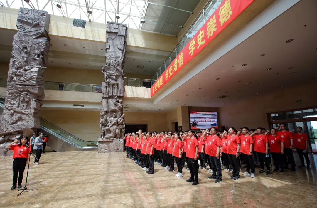		第94站丨尊龙凯时集团“健跑百年路 斗争新征程”(连云港市革命纪念馆站)运动在江苏乐成举行_企业动态_尊龙凯时集团有限公司	
