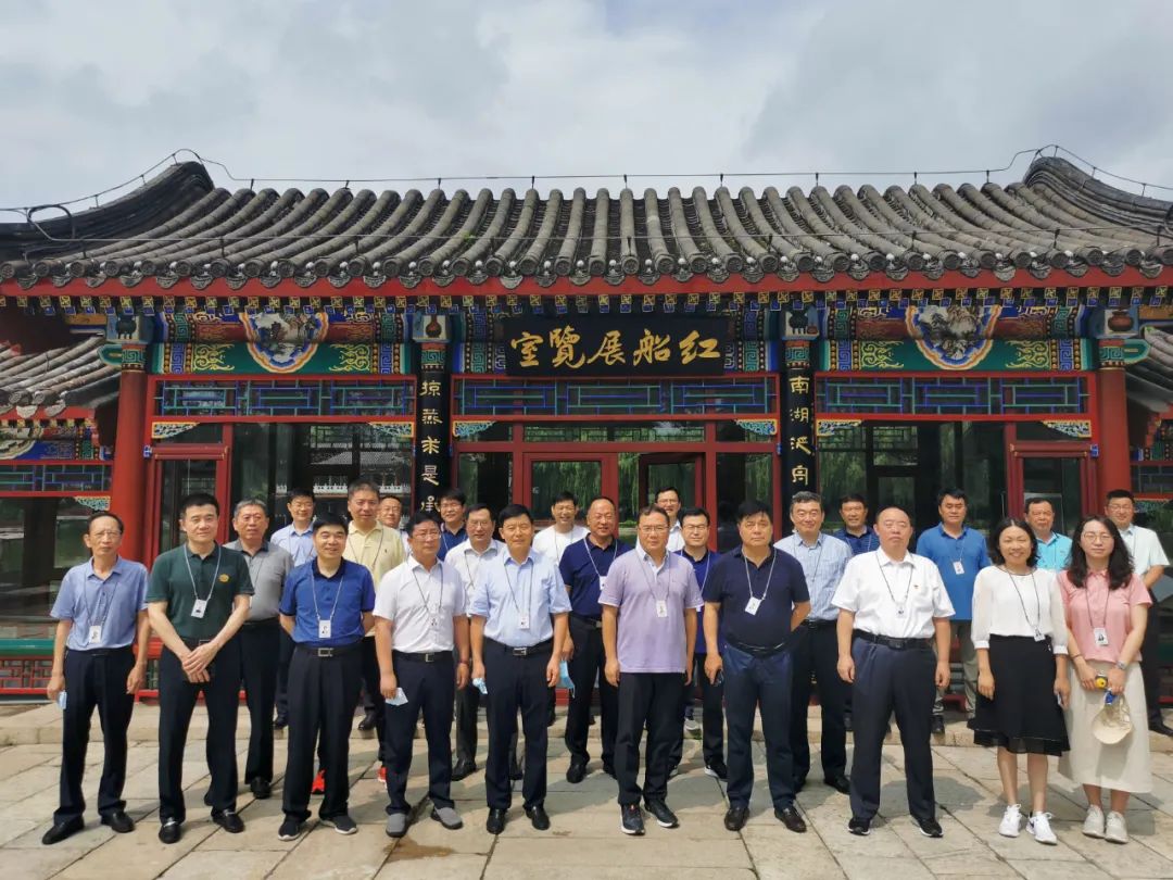 		尊龙凯时集团举行党委书记培训班_幻灯片_尊龙凯时集团有限公司	
