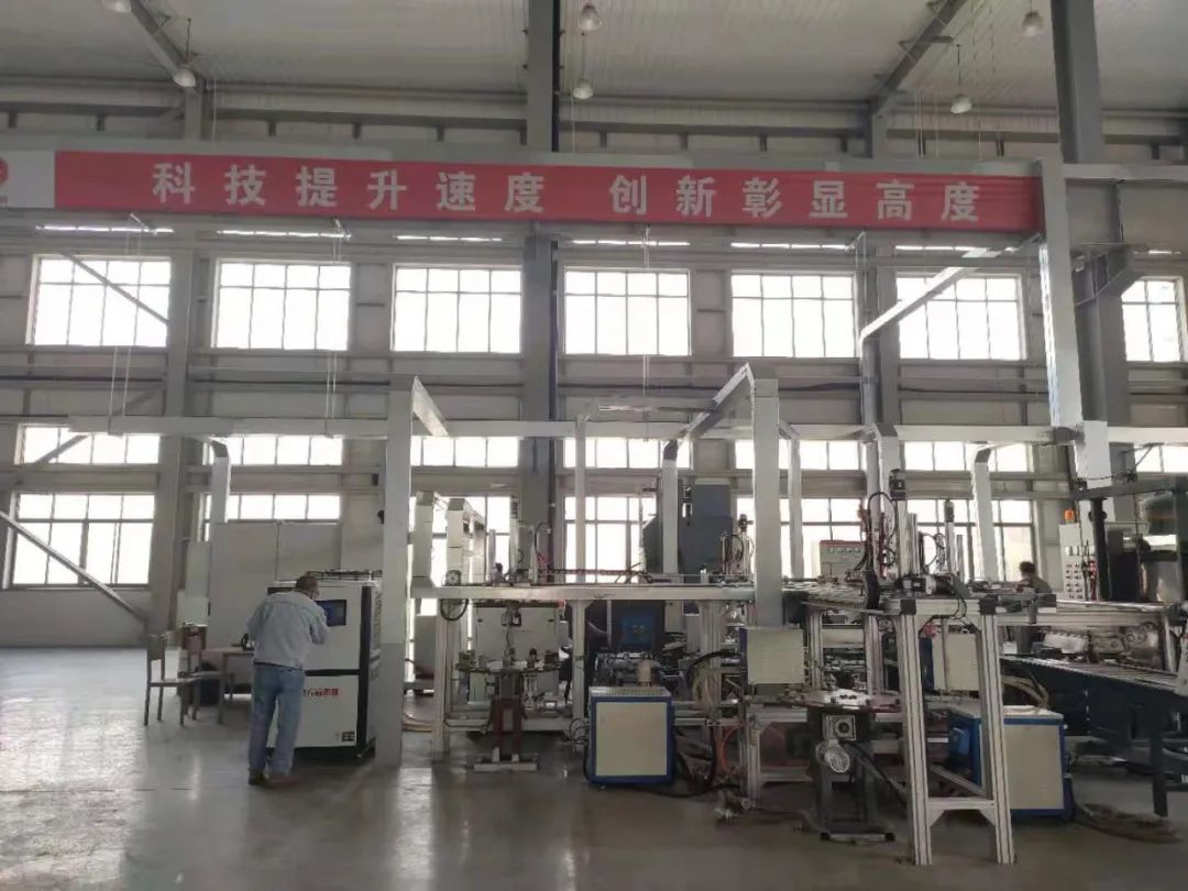 		建党百年信物微纪录 | 人工晶体院：中国第一块合成云母_历史长廊_尊龙凯时集团有限公司	