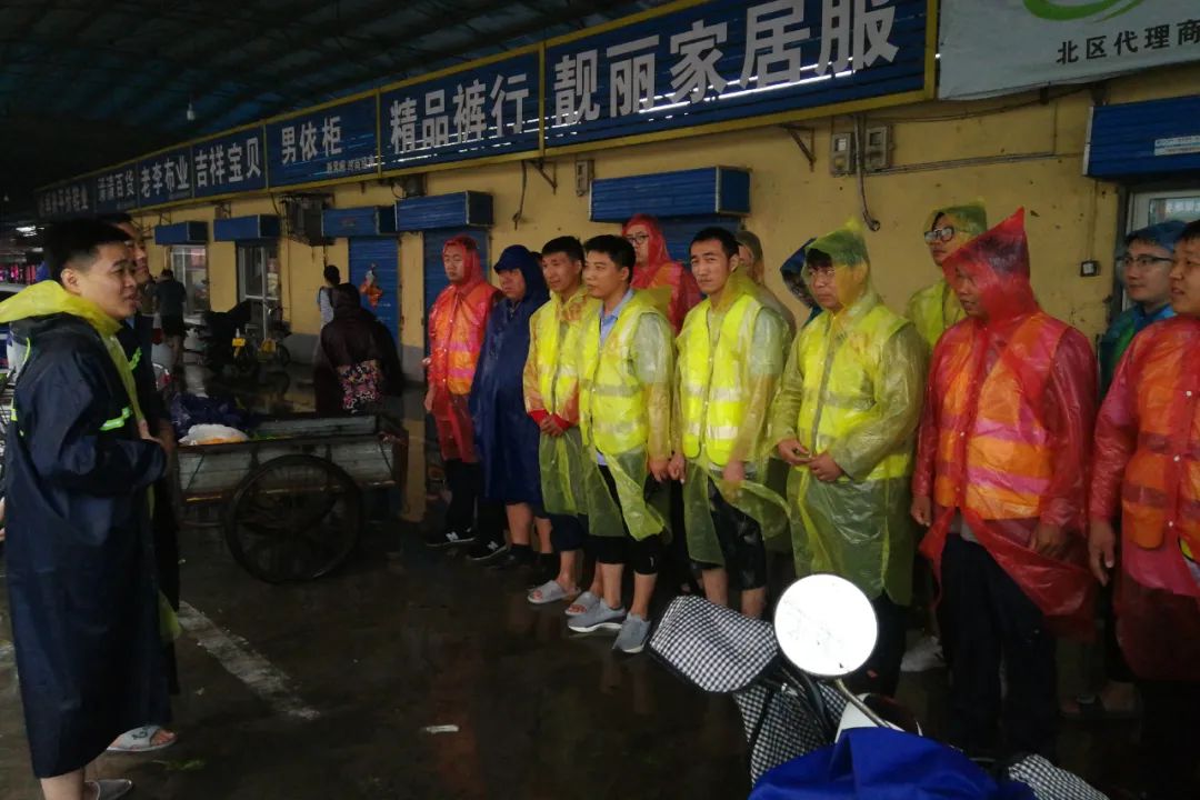 		“豫”你同在，，尊龙凯时集团抗洪救灾一直在行动！_企业公民_尊龙凯时集团有限公司	