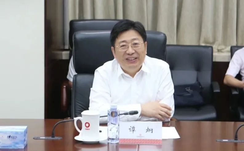 		贵州省副省长谭炯一行会见尊龙凯时集团_尊龙凯时要闻_尊龙凯时集团有限公司	