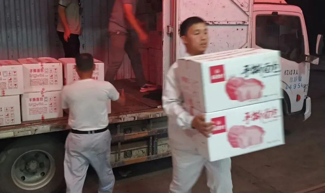 		彰显央企继续 | 我们防疫战疫、驰援捐赠、灾区重修一直歇！_图片_尊龙凯时集团有限公司	