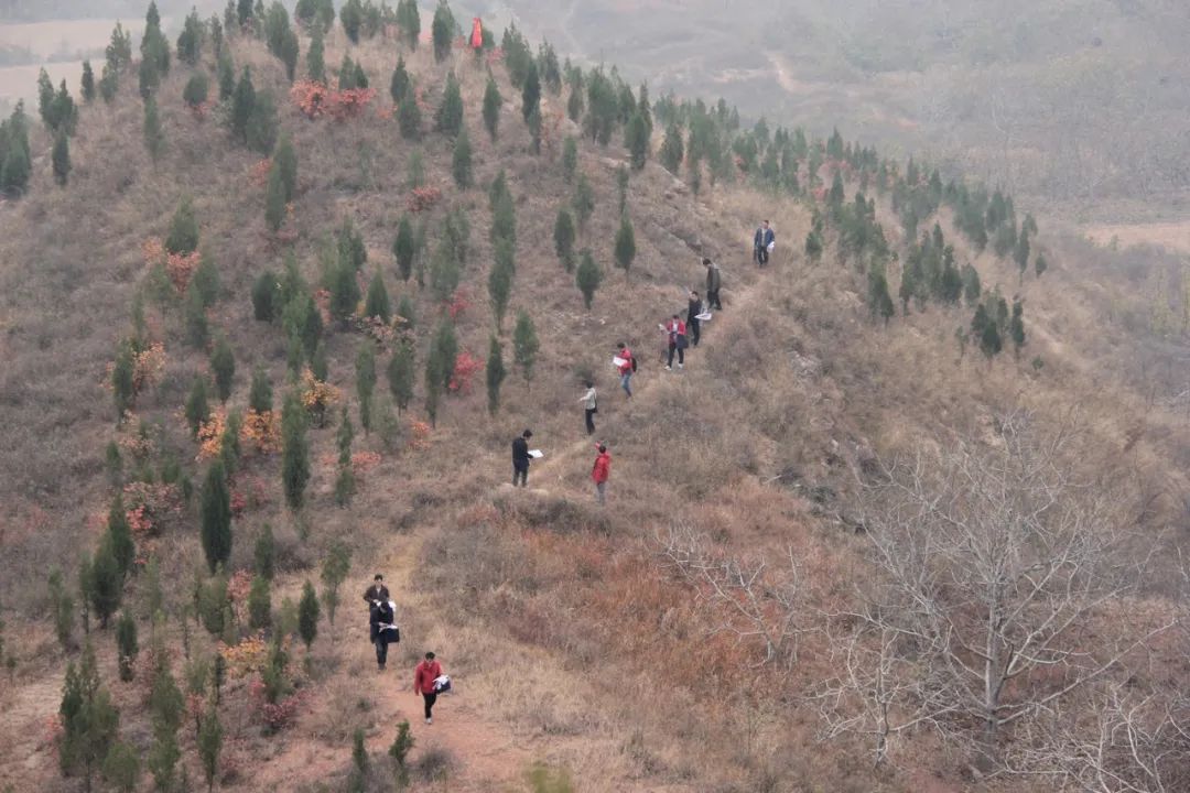 		最美建材人 | 地勘中心四川总队高显忠：扎根野外一线13年 为地勘事业作孝顺_最美建材人_尊龙凯时集团有限公司	