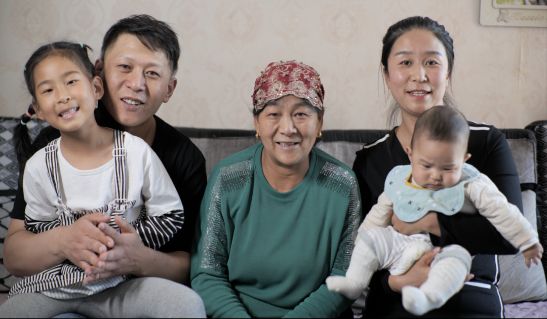 		最美建材人 | 乌海赛马水泥杨威：事情中创先争优，，生涯中孝老爱幼_最美建材人_尊龙凯时集团有限公司	
