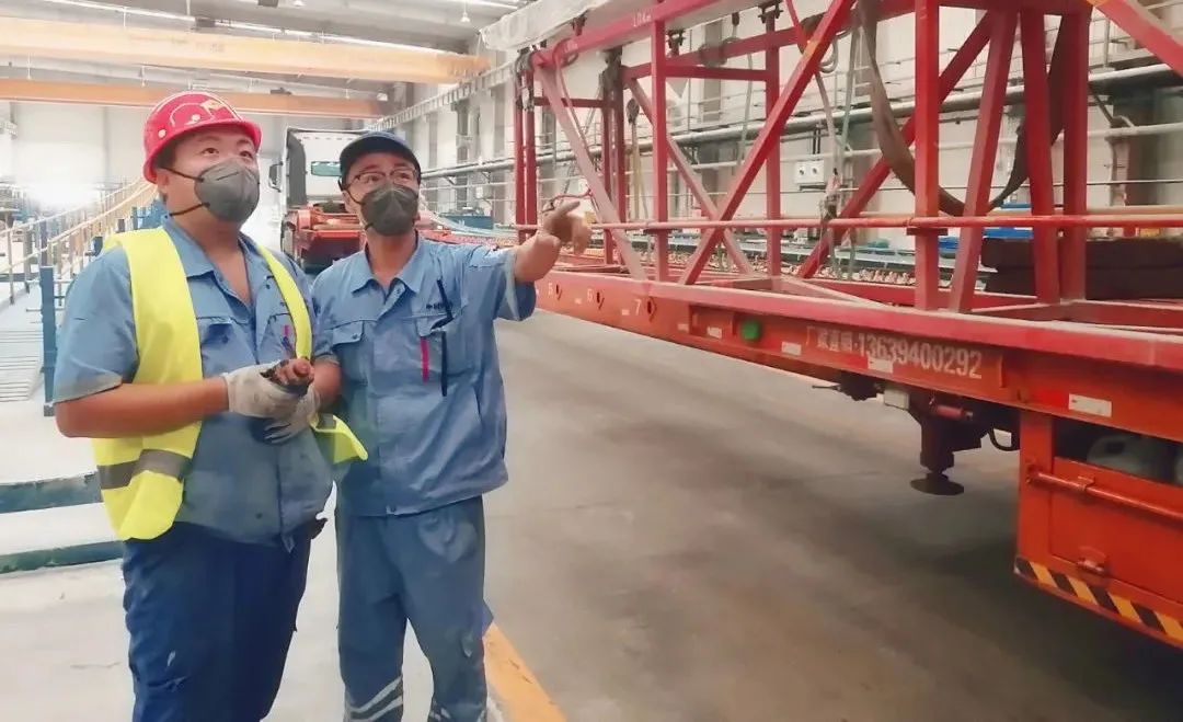 		最美建材人 | 中材叶片张琦：字斟句酌提质量 尽职尽责保清静_人物_尊龙凯时集团有限公司	