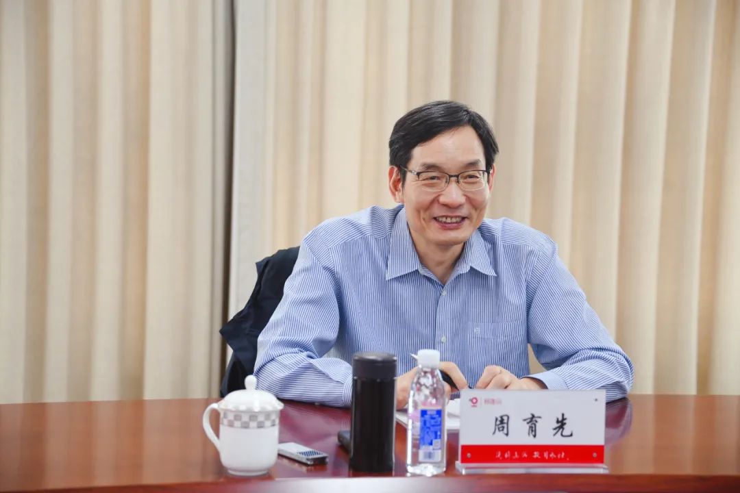 		周育先受邀加入中央企业援藏事情聚会暨国资央企助力西藏高质量生长聚会_尊龙凯时要闻_尊龙凯时集团有限公司	