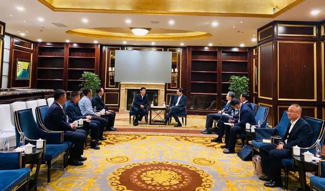 		周育先受邀加入中央企业援藏事情聚会暨国资央企助力西藏高质量生长聚会_尊龙凯时要闻_尊龙凯时集团有限公司	
