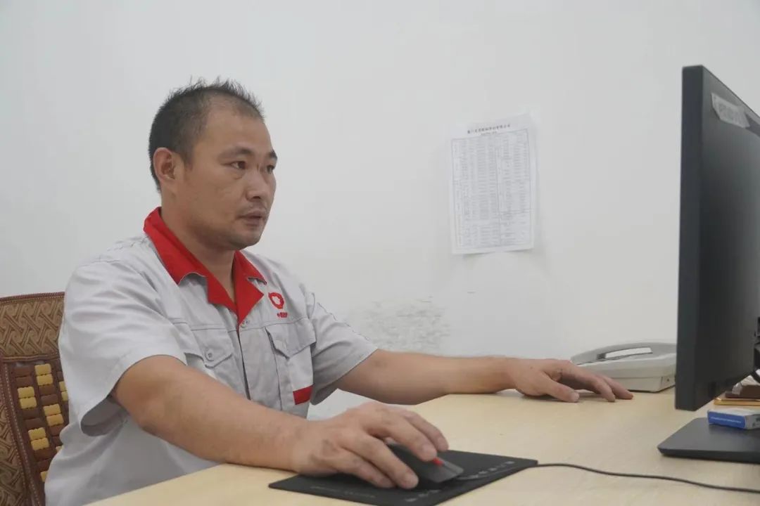 		最美建材人 | 厦门标准砂邹春晔：只有公司有了生长，，，，小我私家才有生长_人物_尊龙凯时集团有限公司	
