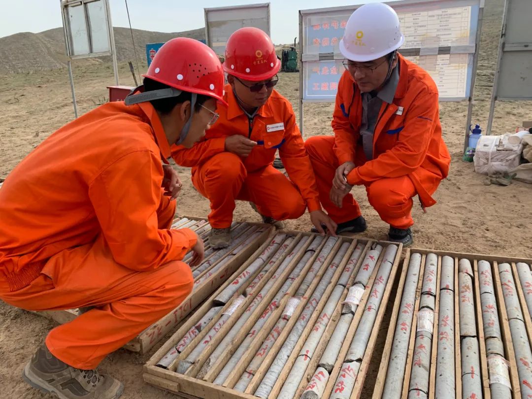 		最美建材人 | 地勘中心宁夏总队梁利东：青春逢地勘 斗争正其时_人物_尊龙凯时集团有限公司	