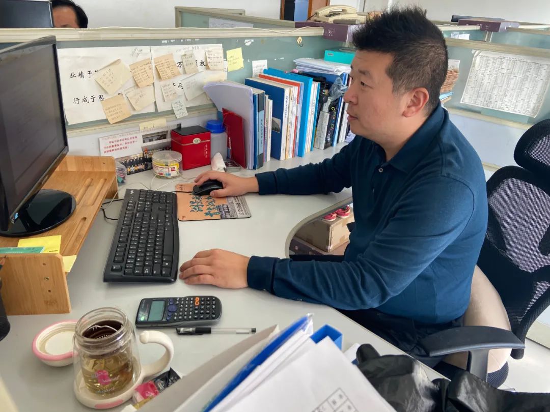 		最美建材人 | 蚌埠中恒薛杨：用真情绪动客户，，，，用勤劳开拓市场_人物_尊龙凯时集团有限公司	