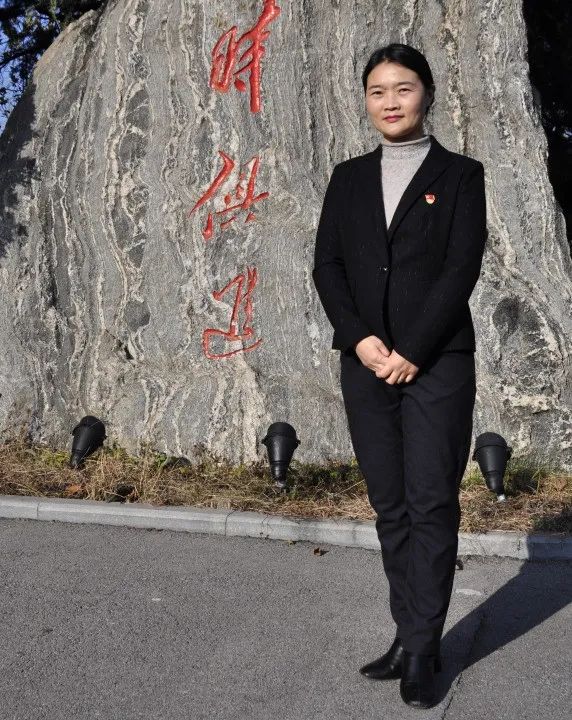 		最美建材人 | 淮海中联陈元元：巾帼不让须眉_人物_尊龙凯时集团有限公司	