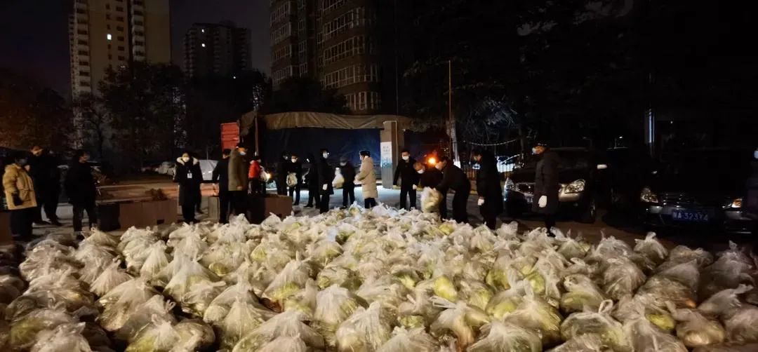 		穿过严冬，，，，，拥抱西安！尊龙凯时集团在行动，，，，，携手共进_故事_尊龙凯时集团有限公司	