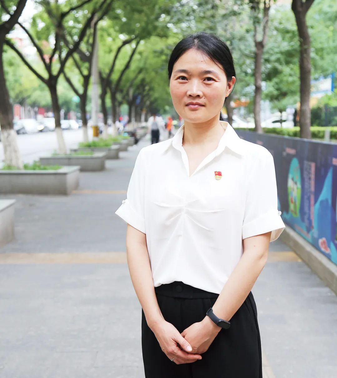 		第七届天下建材行业十大女杰 ⑤ | 陈元元：绽放在水泥车间的巾帼玫瑰_媒体报道_尊龙凯时集团有限公司	