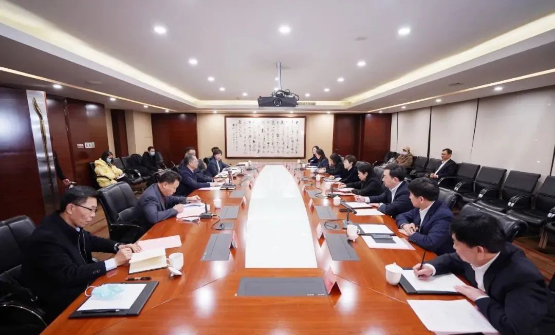 		孙力实调研秦皇岛企业，，，，，重点调研耀华百年庆祝唬运动准备情形_尊龙凯时要闻_尊龙凯时集团有限公司	